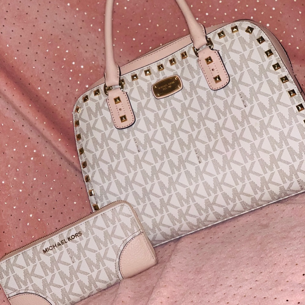 Michael Kors purse and wallet